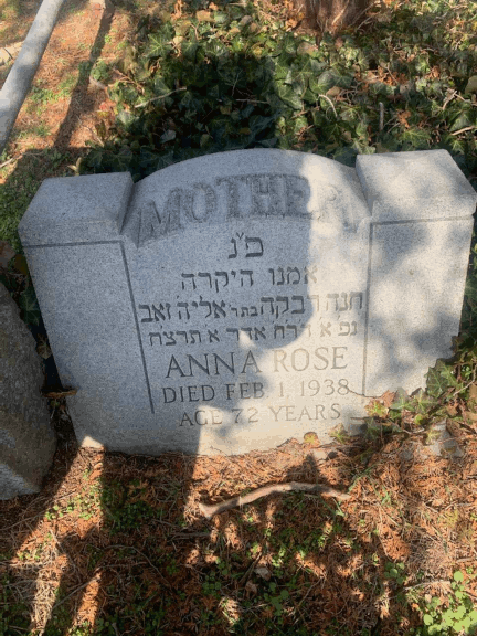 Grave of Hennah Riveh